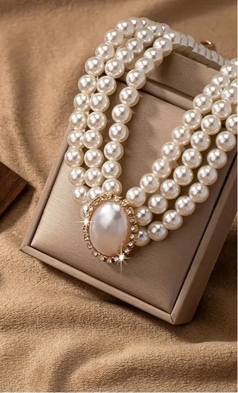 Artificial Pearl Necklace jewelry