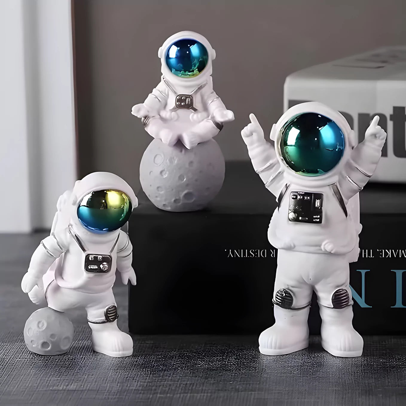 Astronaut Spaceman Statue Ornament For Home