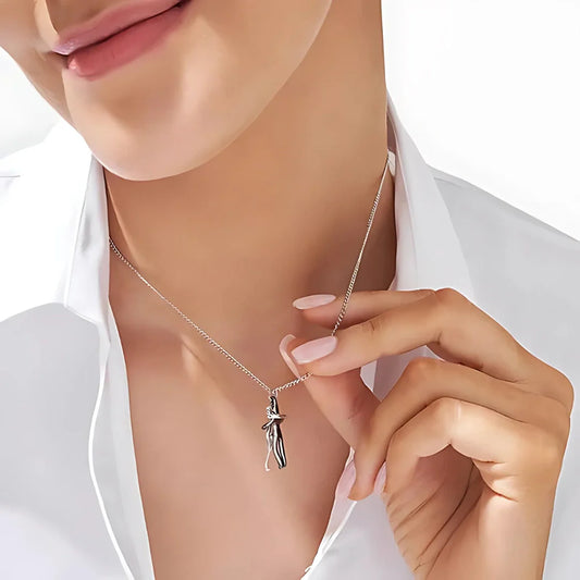 Silver and Black Hug Couple Chain Pendant