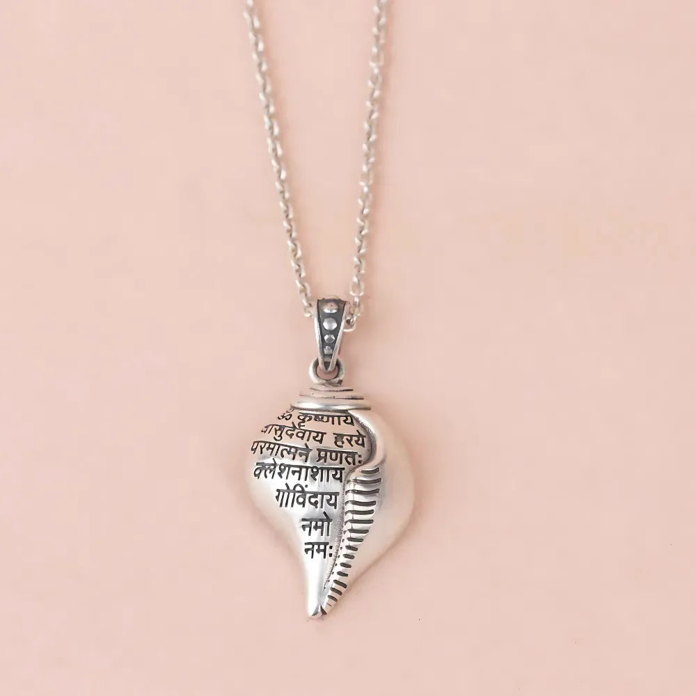 Silver Shankha Pendant with Chain