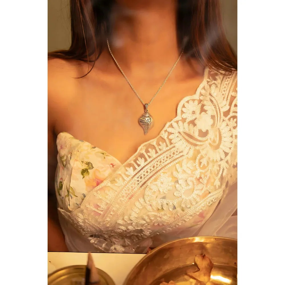 Silver Shankha Pendant with Chain