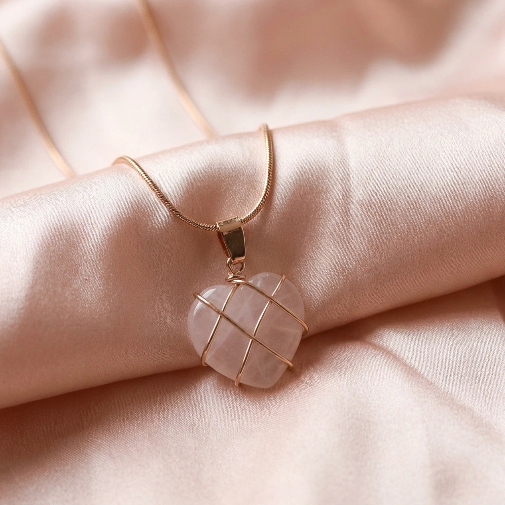 Fashion Metal Wrapped Love Heart Crystal Stone Pendant