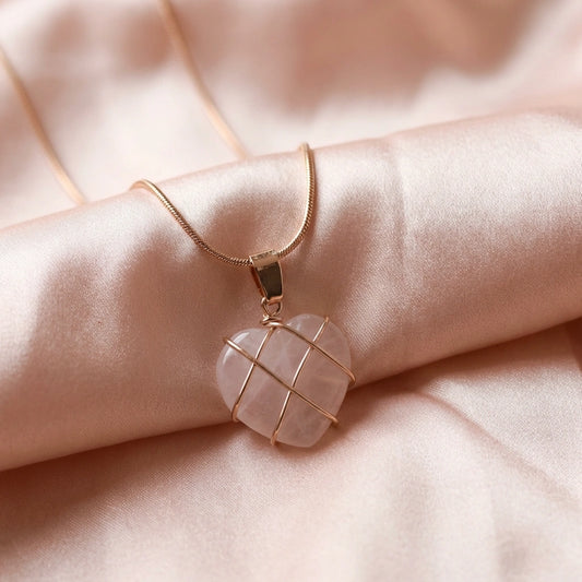 Fashion Metal Wrapped Love Heart Crystal Stone Pendant