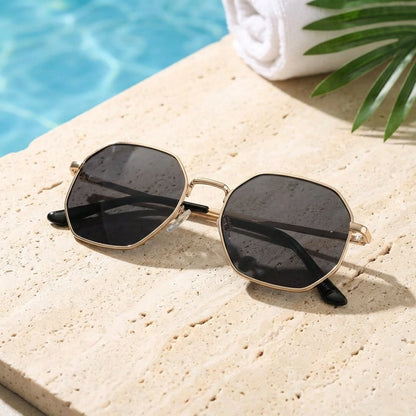 Suga Octagon Round Black Sunglass