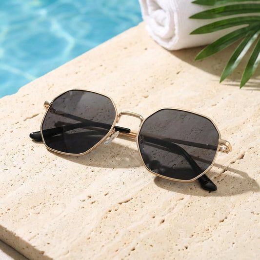 Suga Octagon Round Black Sunglass