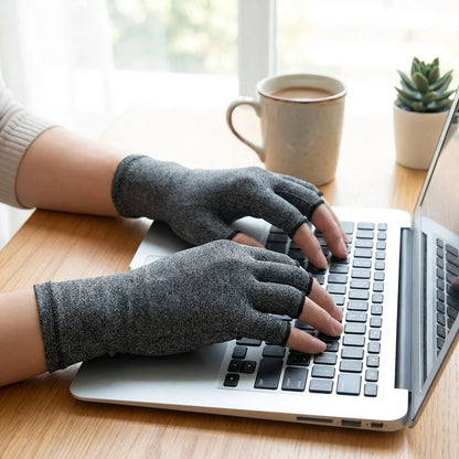 Open-Finger Fabric Gloves