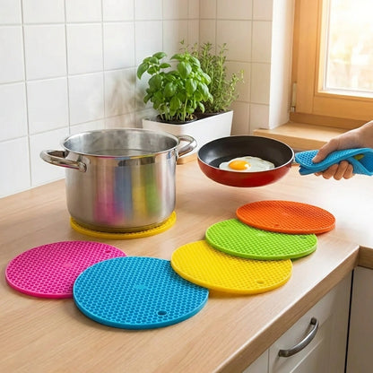Silicone Heat Resistant Table Mat (Pack of 4)