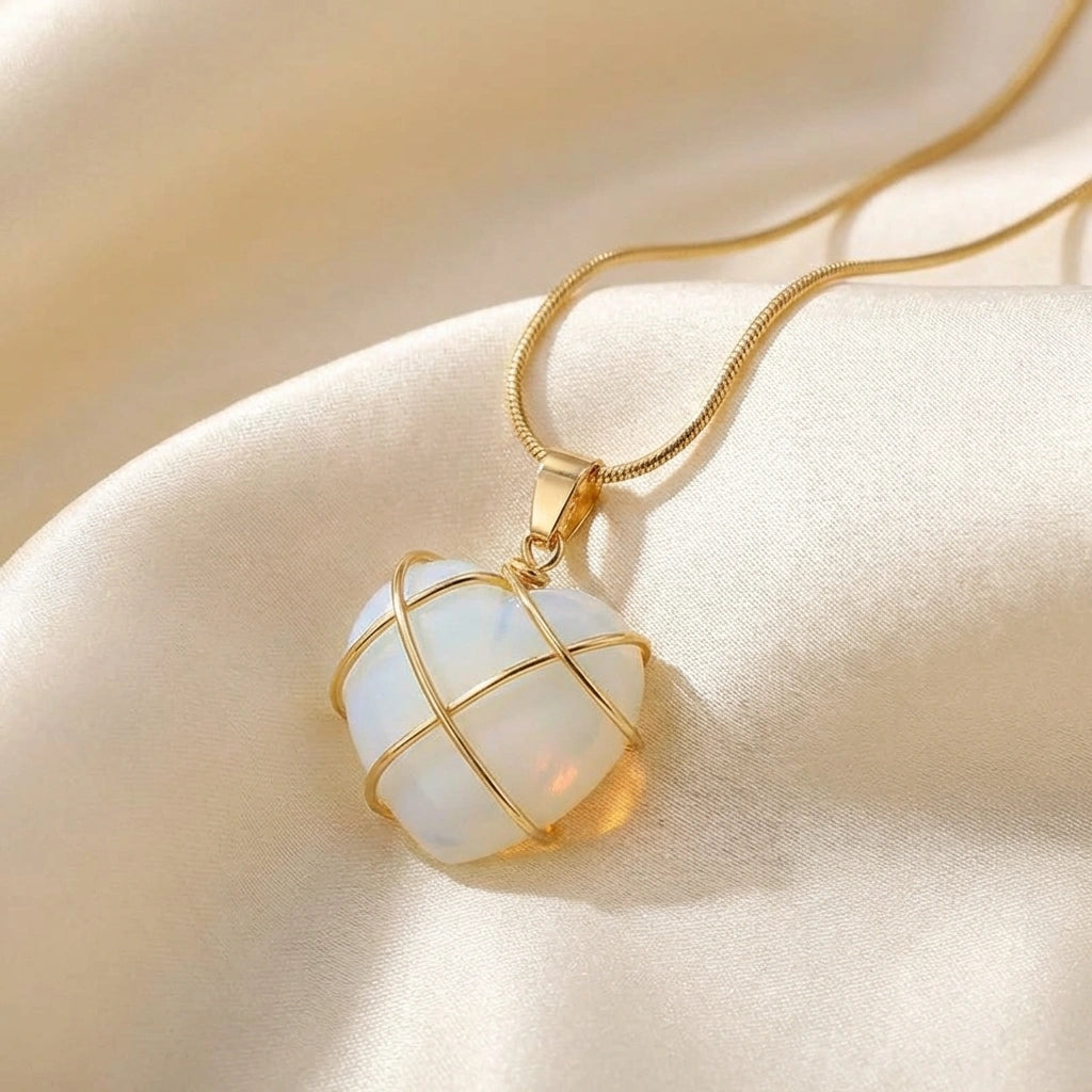 Fashion Metal Wrapped Love Heart Crystal Stone Pendant