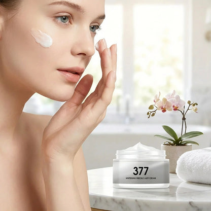 Freckle-Brightening Lady Cream