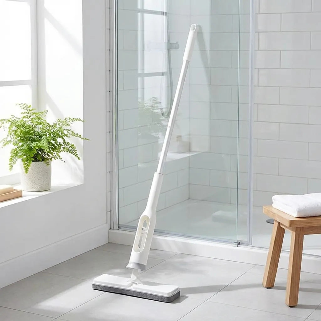 Hands-Free Squeeze Mop