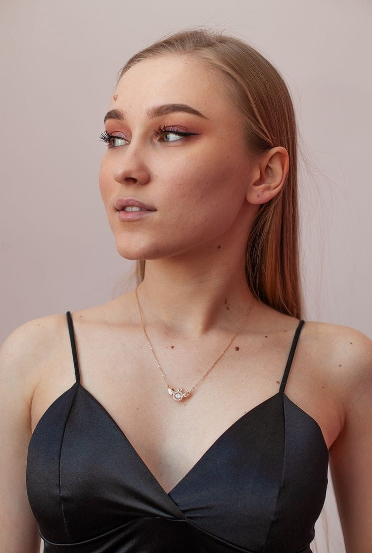 Rose Gold Angel Wings Pendant Chain