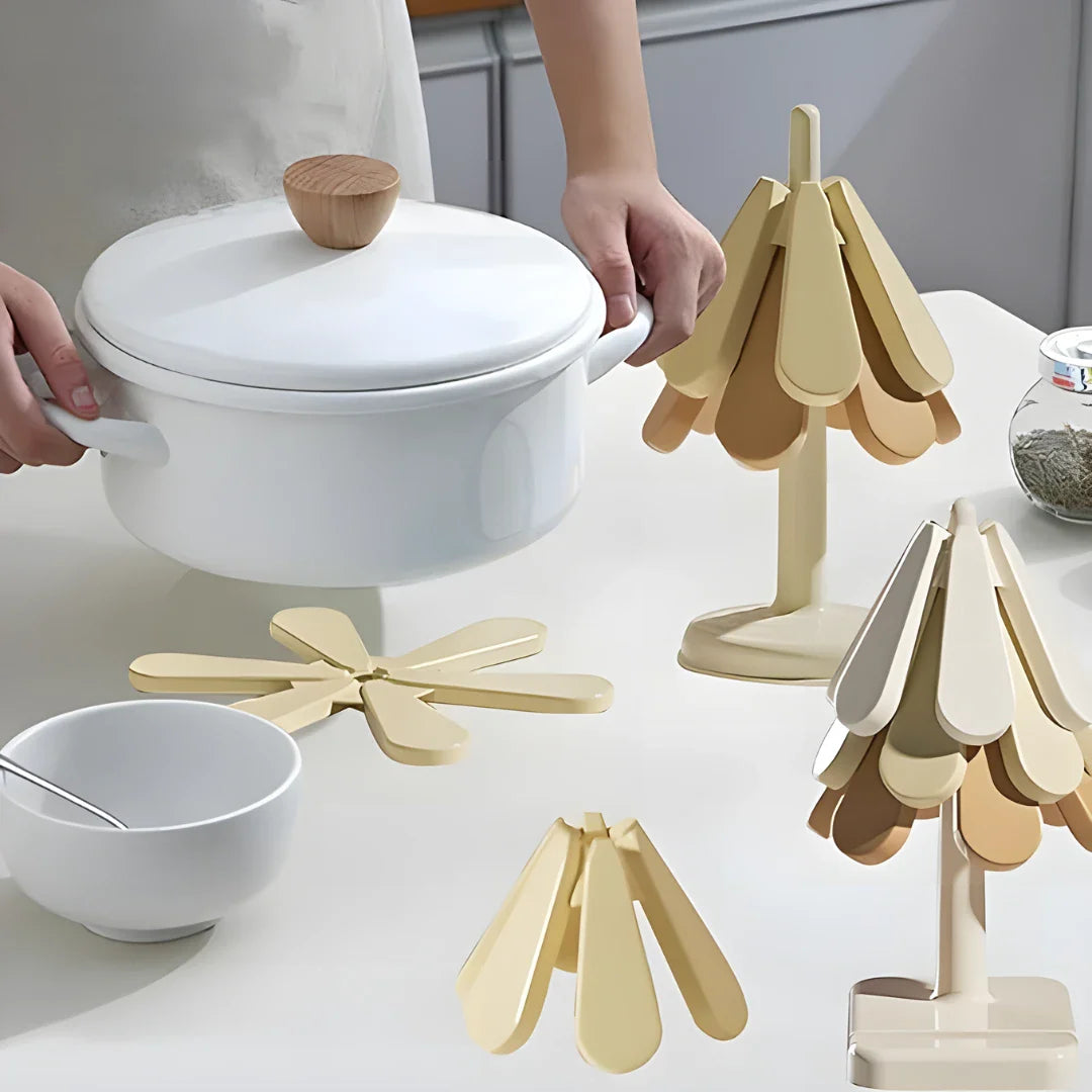 Insulation Pad with Stand