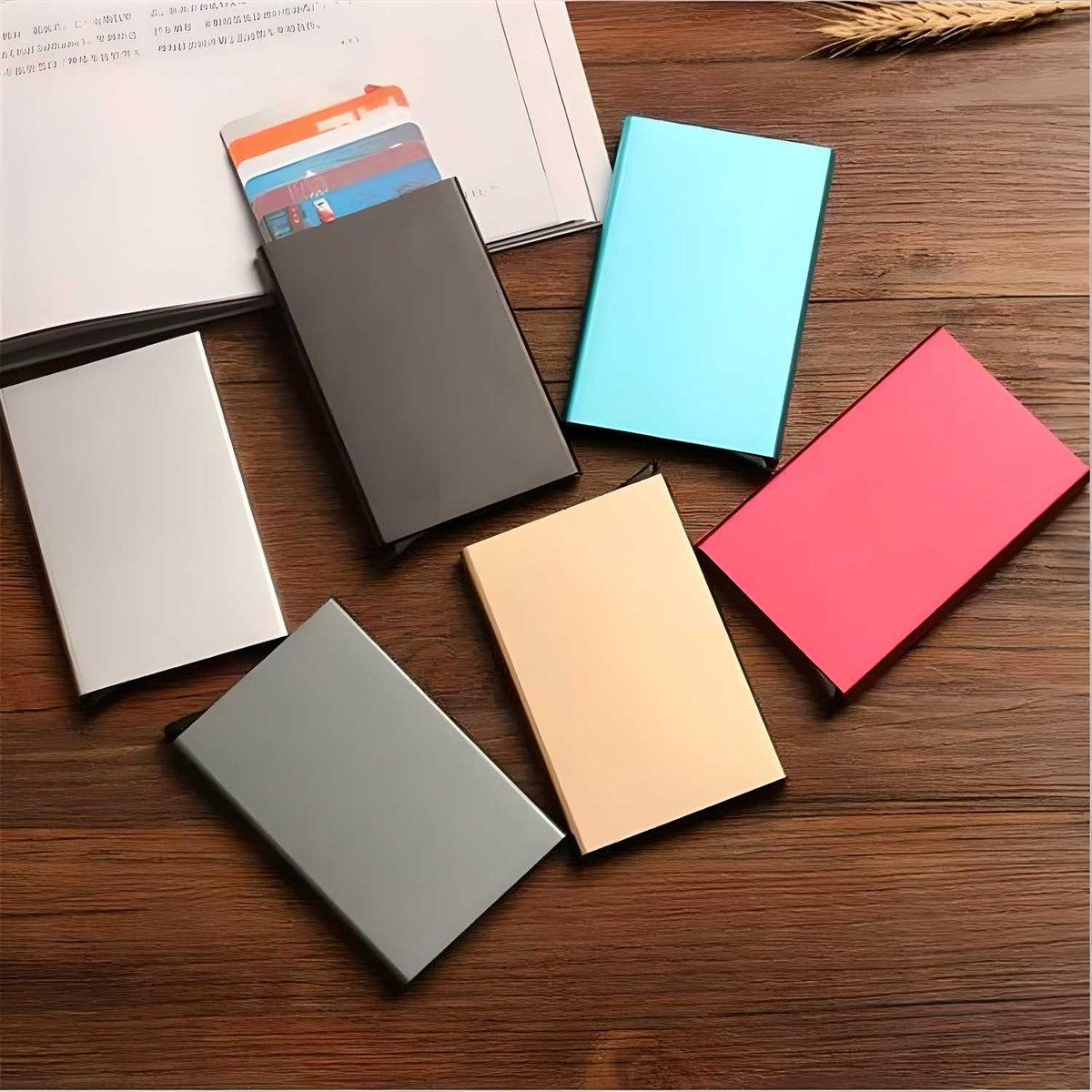 Men’s RFID Protected Smart Pop Up Wallet 8 Card Slots