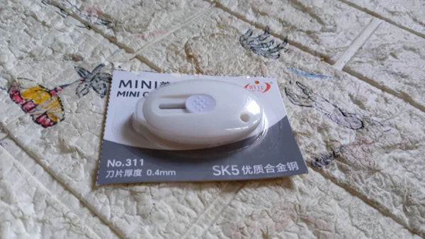 Best mini cloud box cutter - retractable blade knives | 2025 | fast shipping