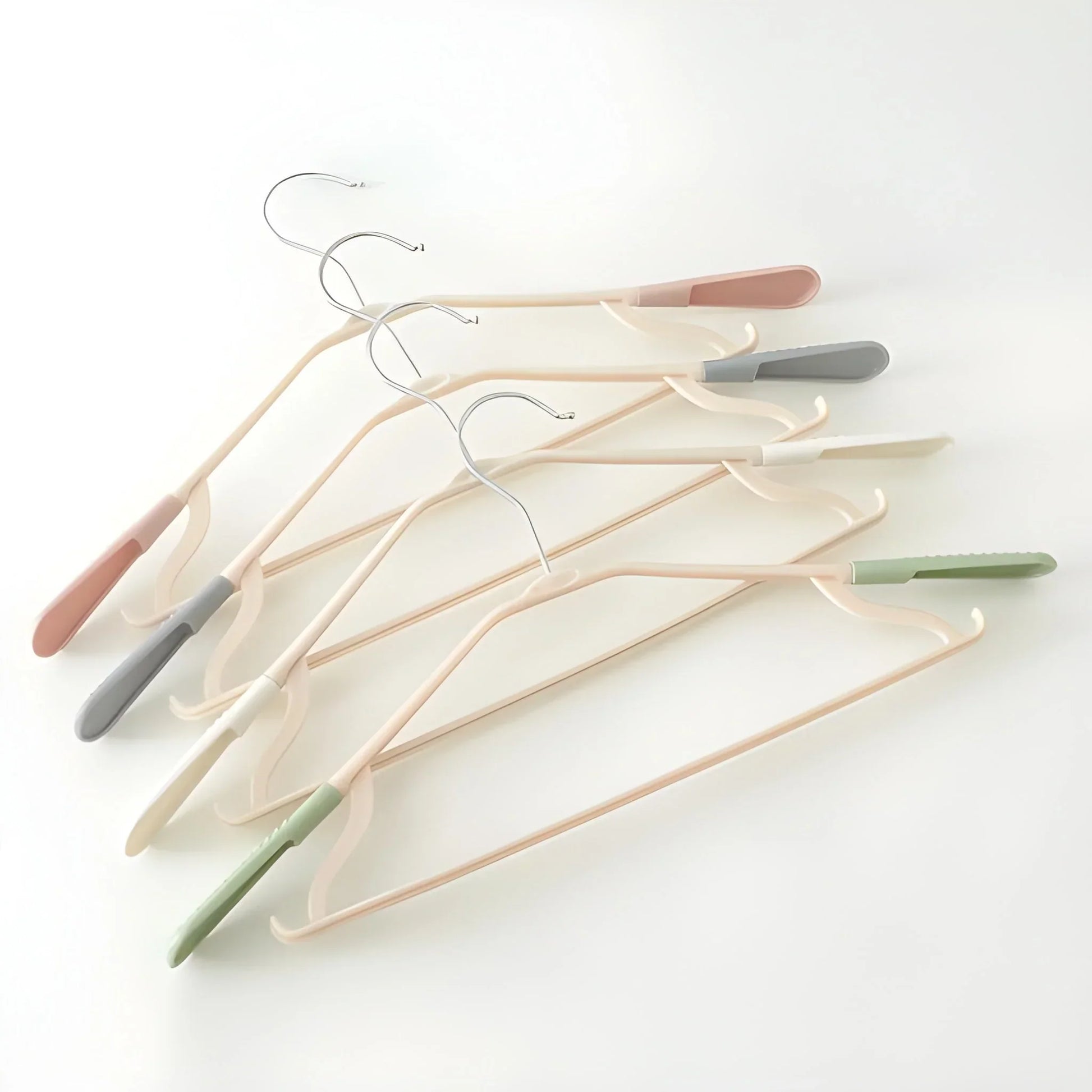Pp Cloth Hanger Set Of 1 With Zinc Plated Steel Hook - Home Improvement