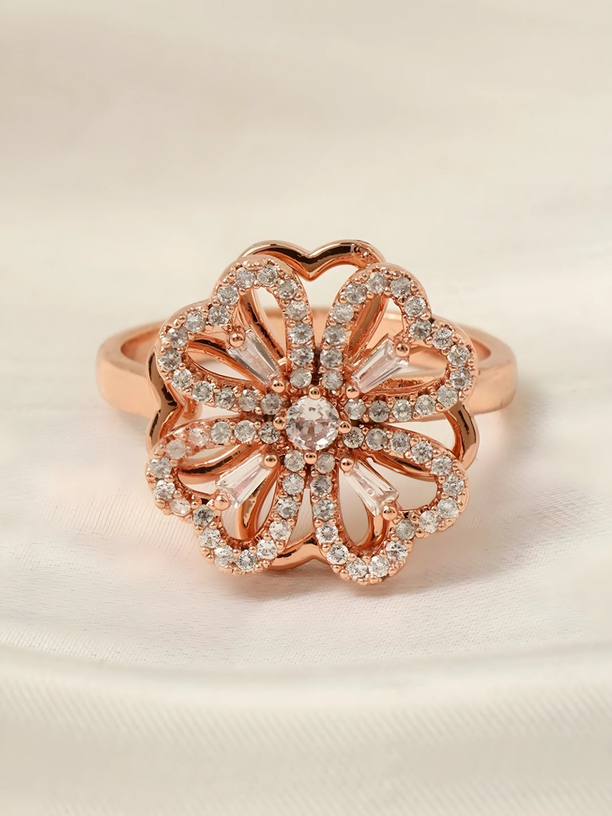 Spinning Luck Clover Ring jewelry