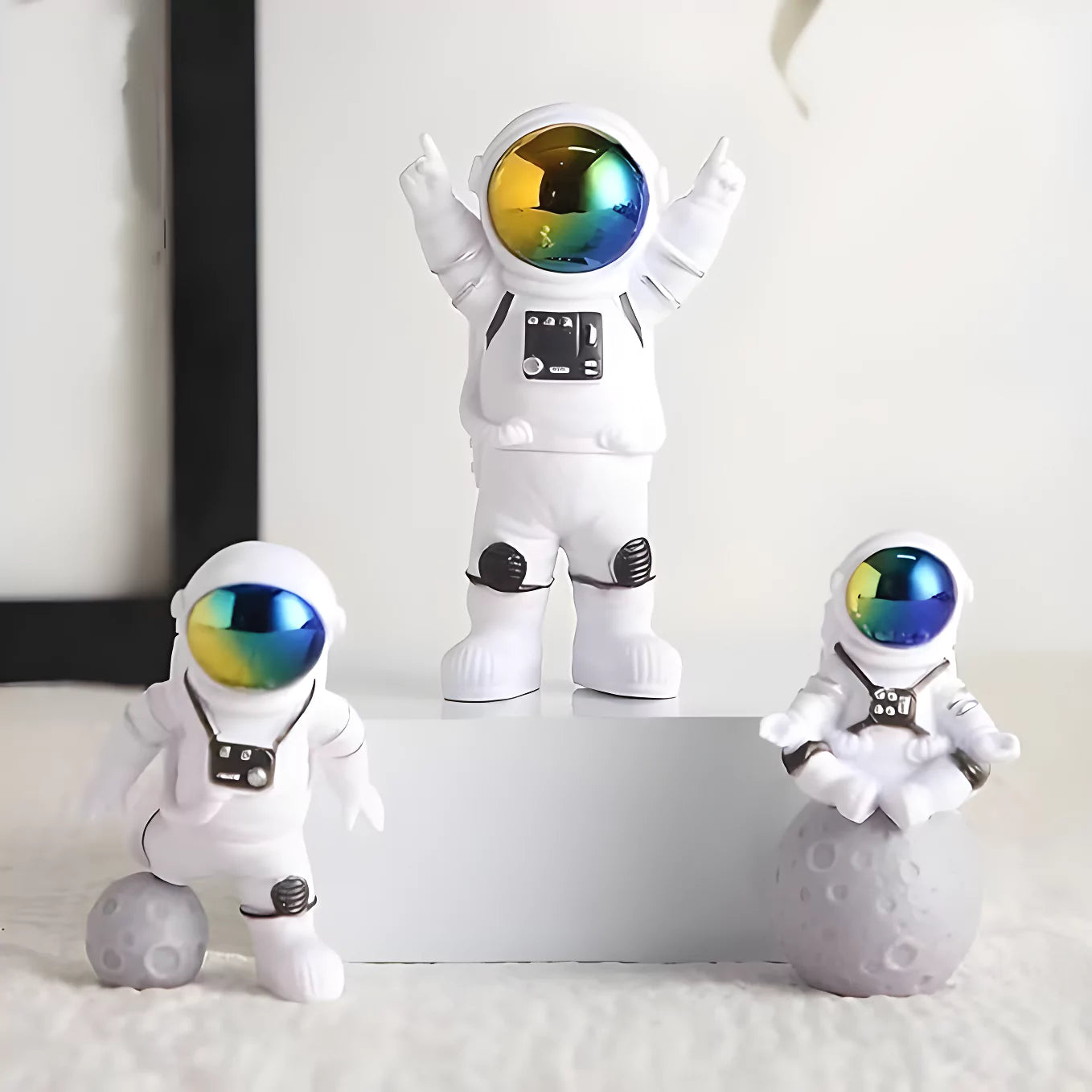 Astronaut Spaceman Statue Ornament For Home
