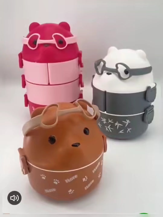 Teddy bear lunchbox demonstration